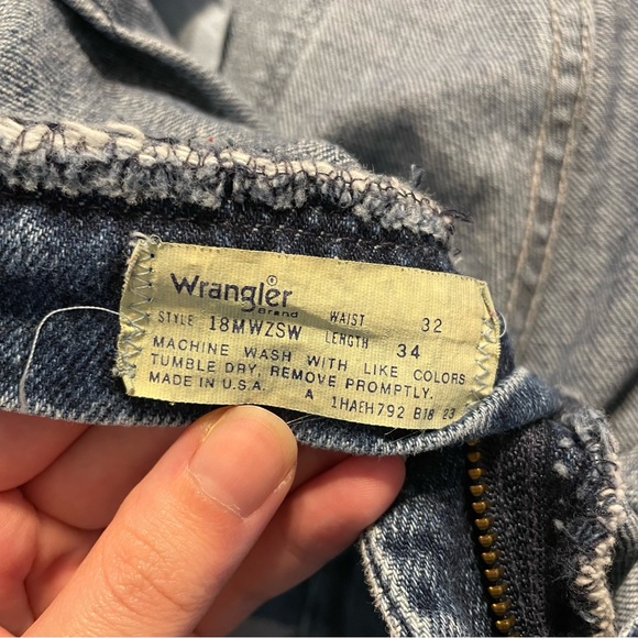 Wrangler High Rise Vintage Jeans 32x34 - Picture 8 of 8